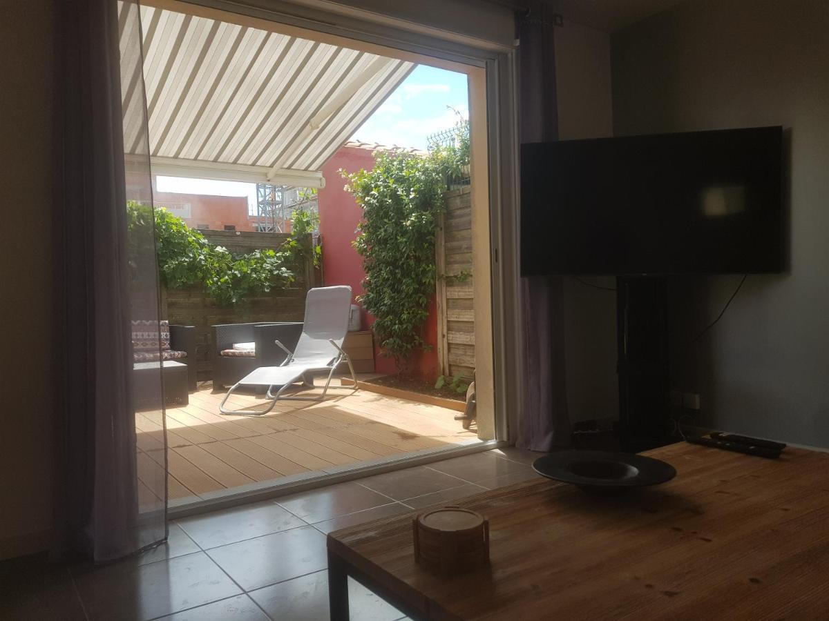 Joli Appartement 50 M2 Classe 3 Etoiles Avec Terrasse Et Jardin La Rochelle  Esterno foto
